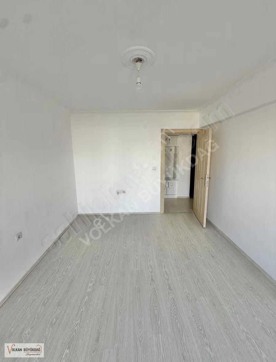 Vb'den Yunuselinde Kiralık Site İçi Parka Cephe 3+1 Arakat Daire - Görsel 4