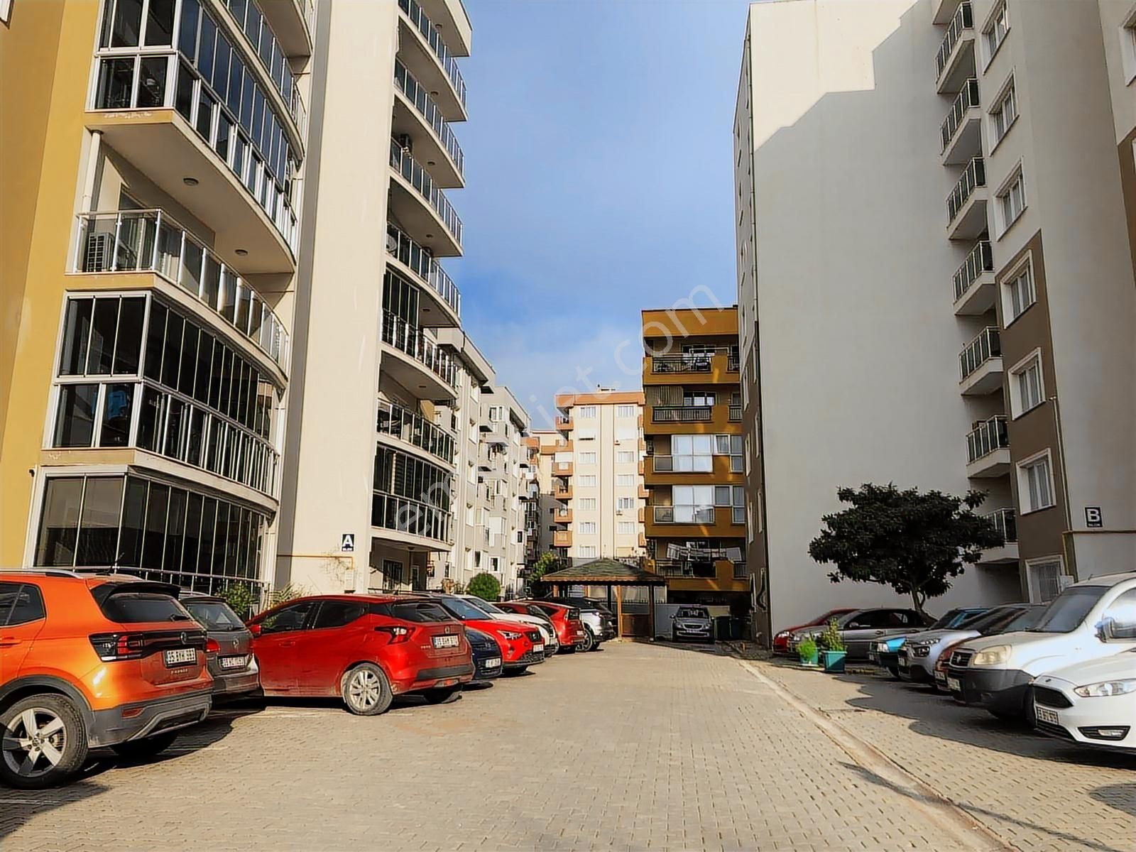 Bornova Mevlana Palmiye Sitesi 1+1 Ful Tadilatlı Kiralık Daire - Görsel 13