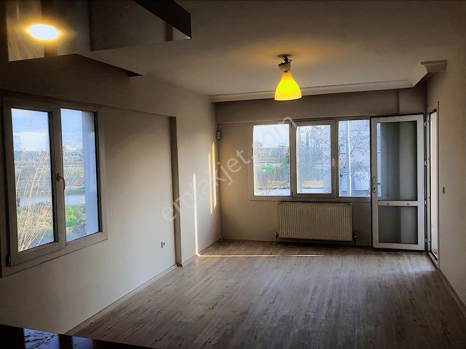 Bornova Mevlana Palmiye Sitesi 1+1 Ful Tadilatlı Kiralık Daire - Görsel 15