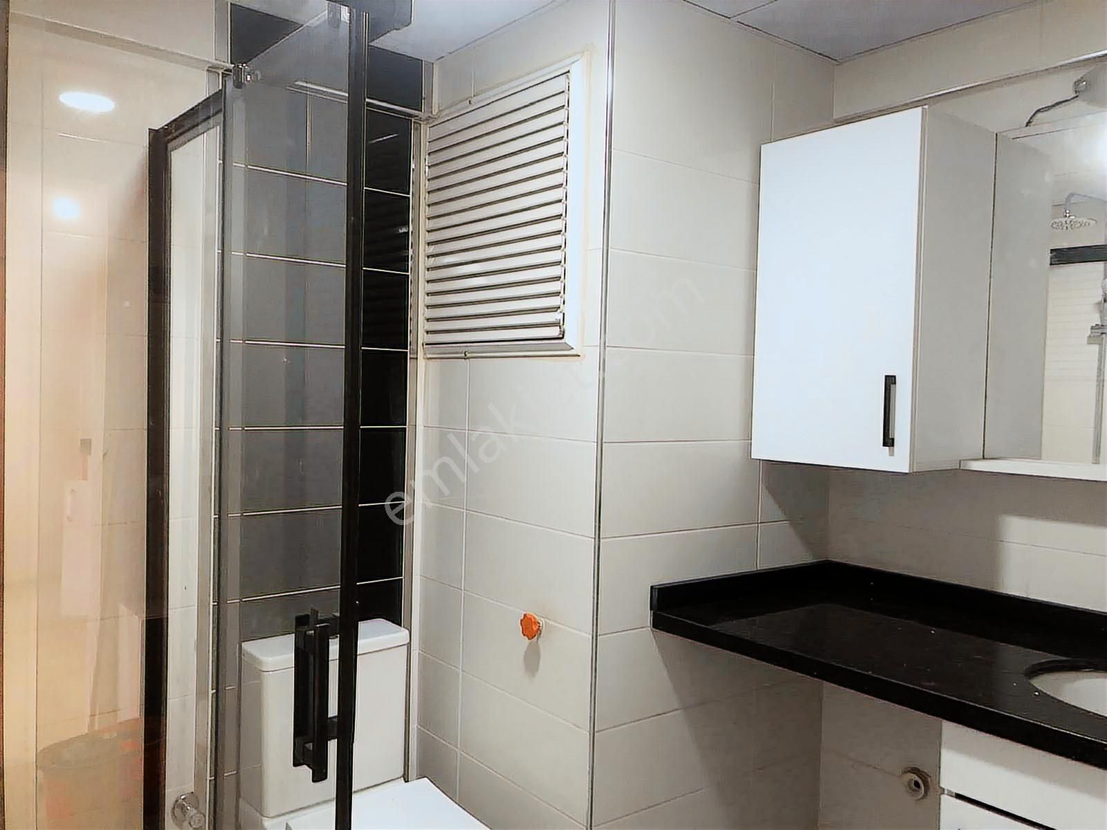 Bornova Mevlana Palmiye Sitesi 1+1 Ful Tadilatlı Kiralık Daire - Görsel 9