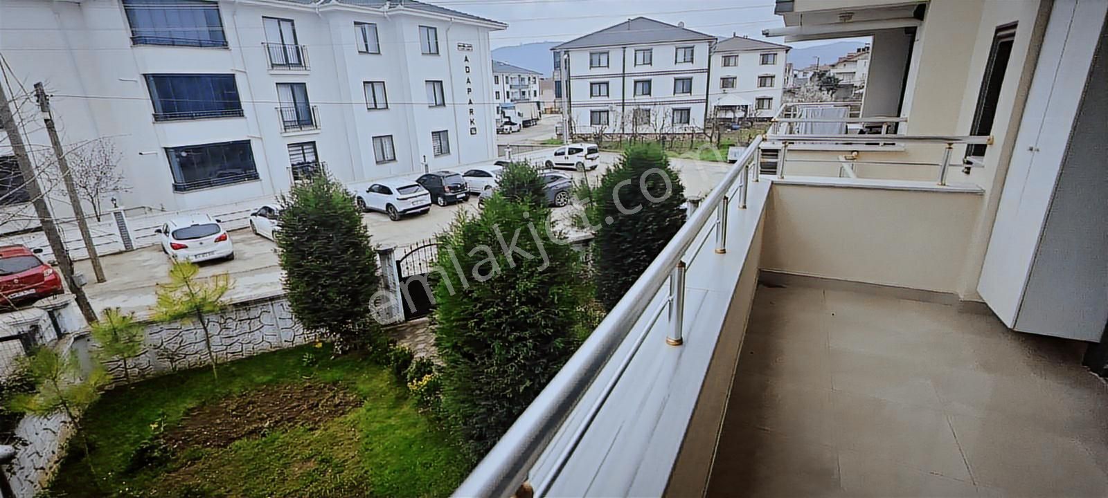 Lüks Elit Konum Kibar Komşular Ve Işıl Işıl Bir Bina 2+1 Daire - Görsel 26
