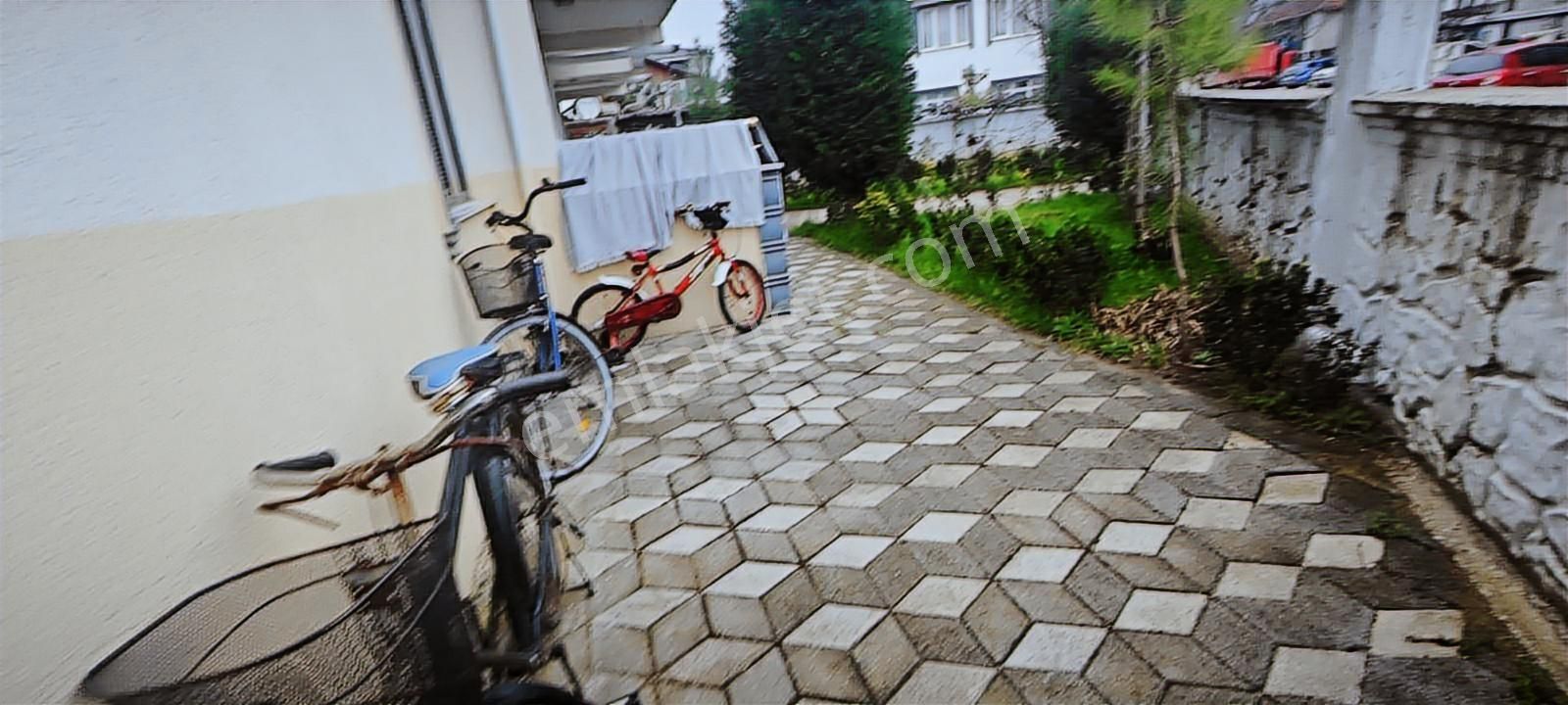Lüks Elit Konum Kibar Komşular Ve Işıl Işıl Bir Bina 2+1 Daire - Görsel 24