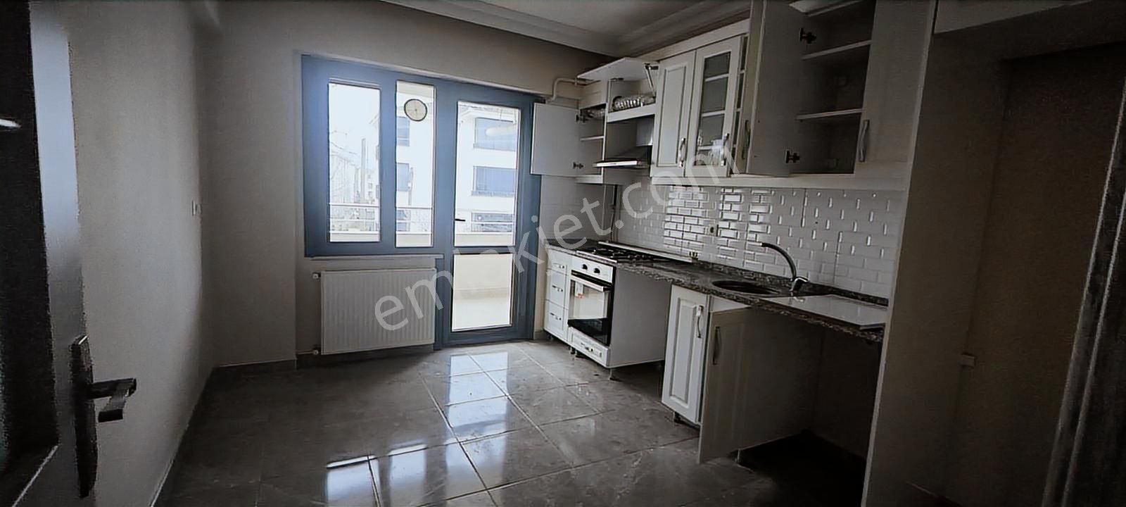 Lüks Elit Konum Kibar Komşular Ve Işıl Işıl Bir Bina 2+1 Daire - Görsel 13