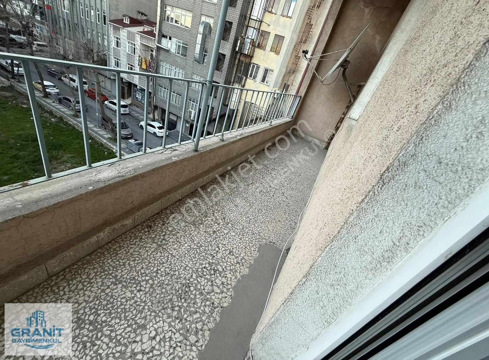 Bağcılar Merkez'de Kiralık 2+1 Daire - 90m² - Görsel 6