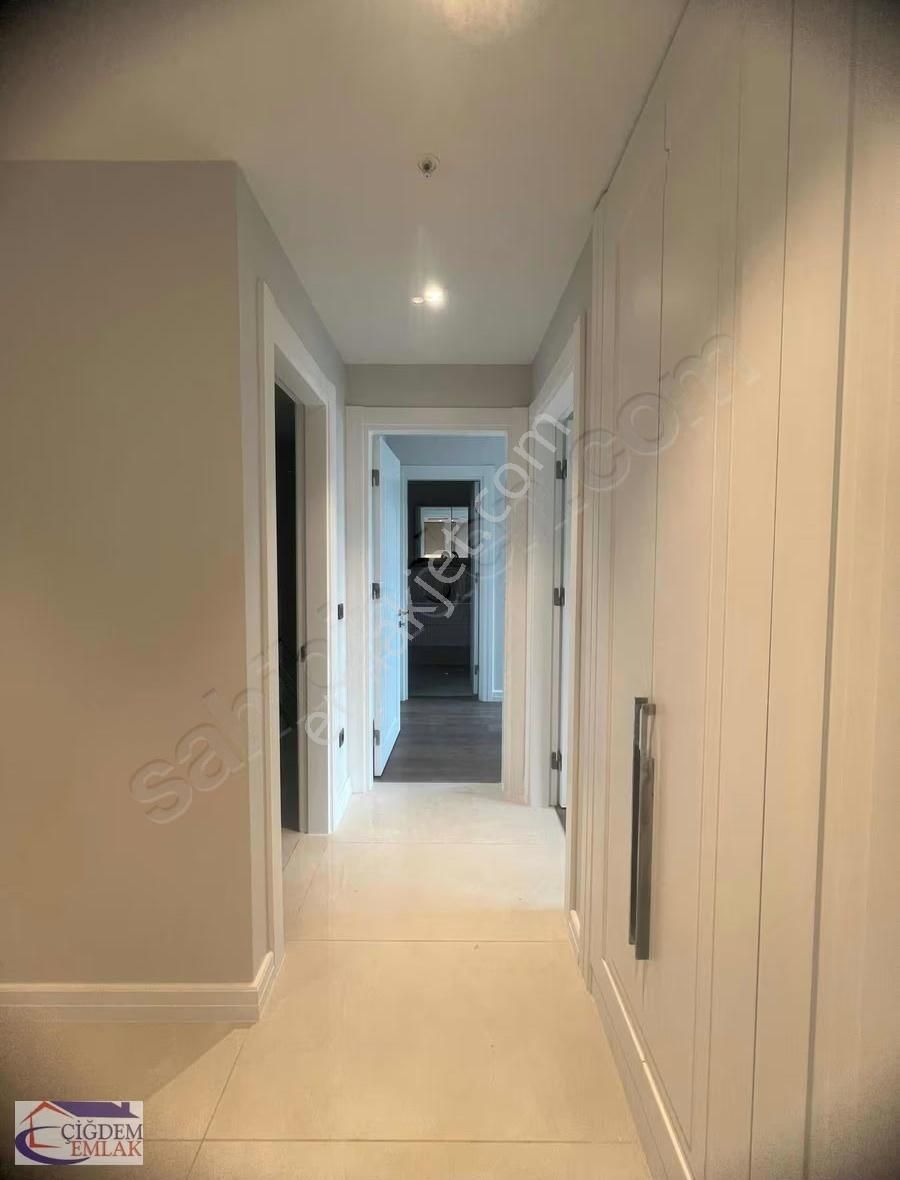 Yeni Sitede Kiralık 2+1 Açık Mutfak Geniş Balkonlu Daire - Görsel 2