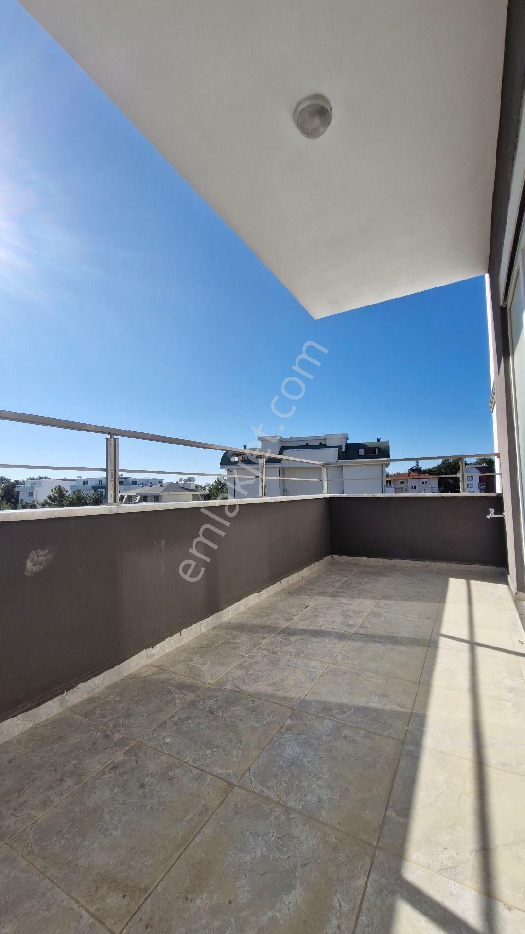 Sahibinden Kiralık Havuz Manzaralı 1+1 Daire ( Depozito Kiraya Dahil) - Görsel 4