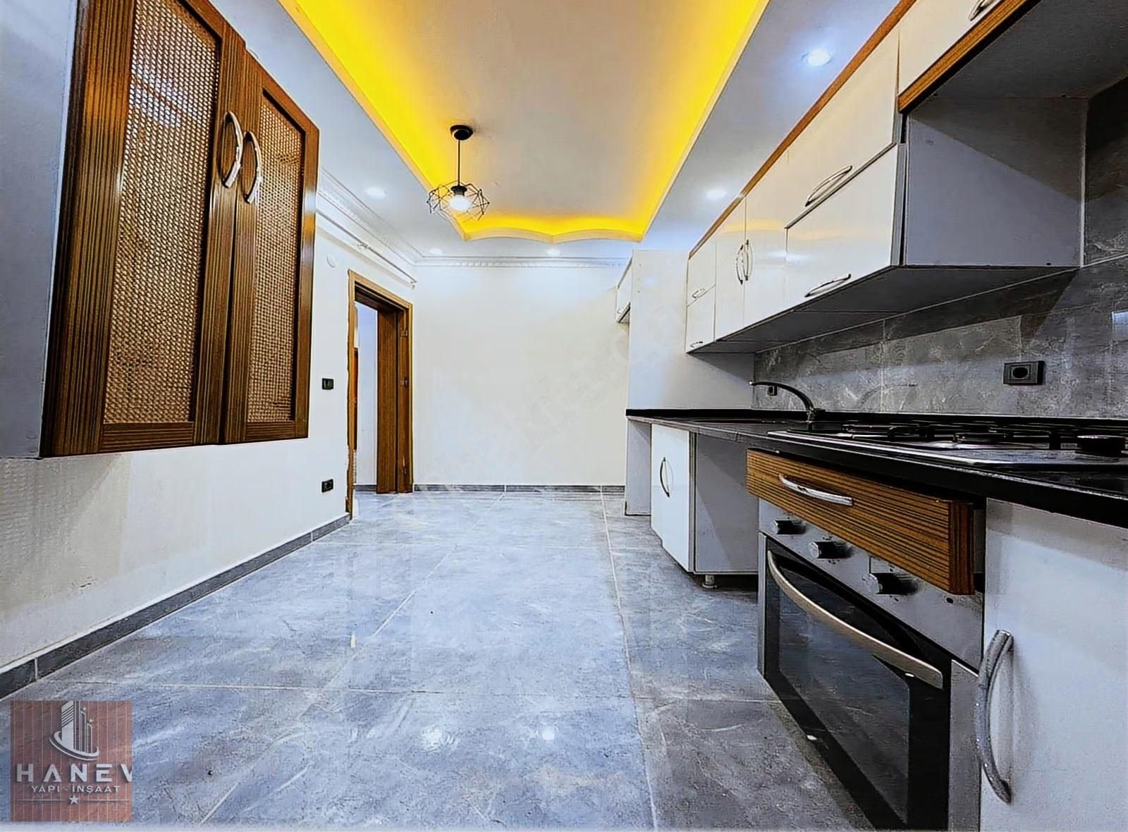 Mehterçeşme Mahallesin'de Ulaşımı Kolay 2+1 Acil Satılık Daire - Görsel 24