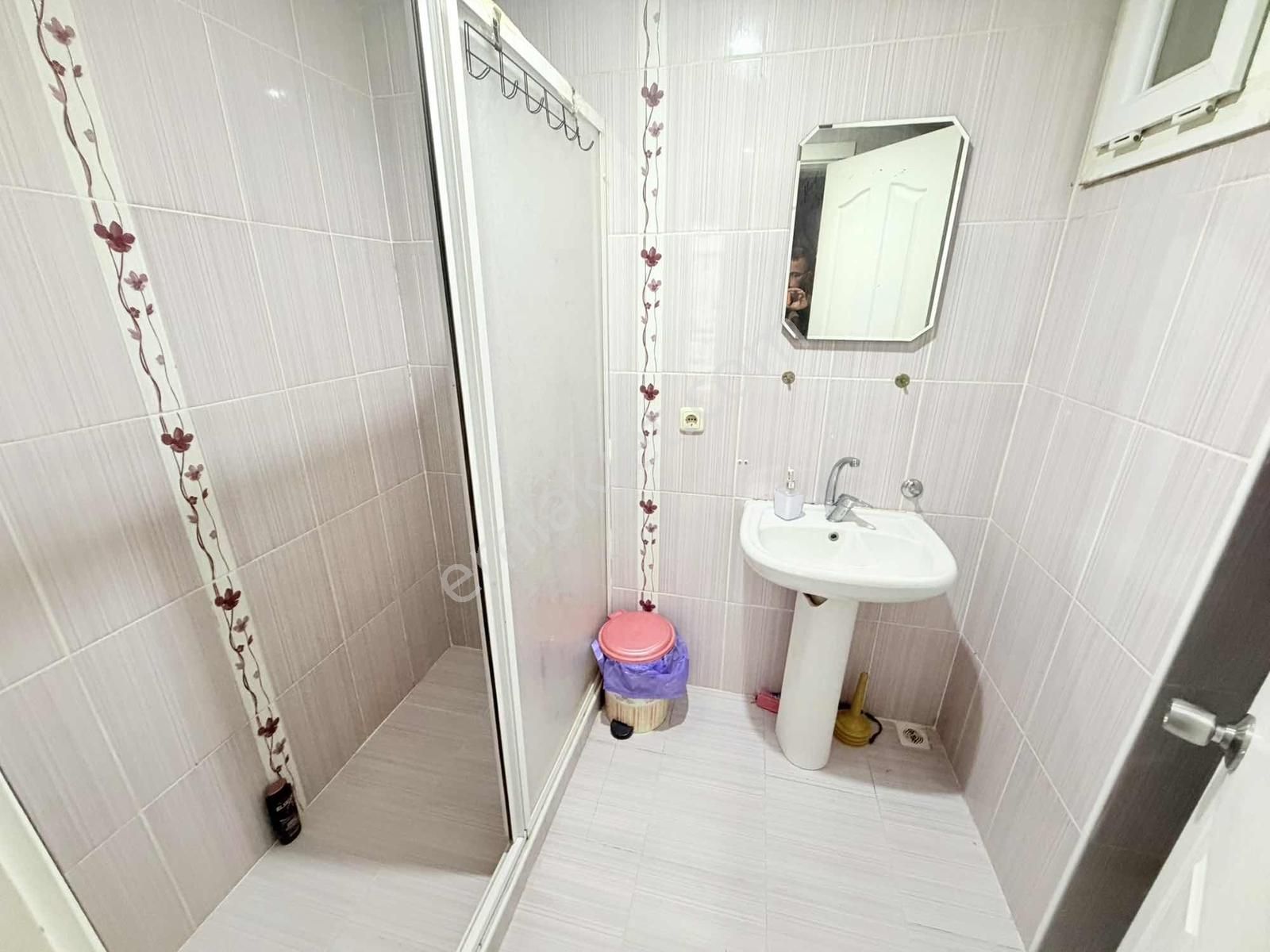 Üçyol Metro Yakını 3+1 140 M2 15 Yıllık *eşyalı* Kiralık Daire - Görsel 24