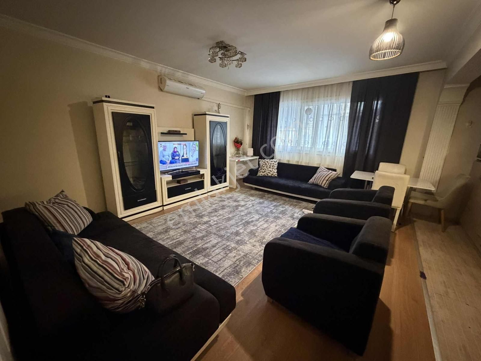 Üçyol Metro Yakını 3+1 140 M2 15 Yıllık *eşyalı* Kiralık Daire - Görsel 4