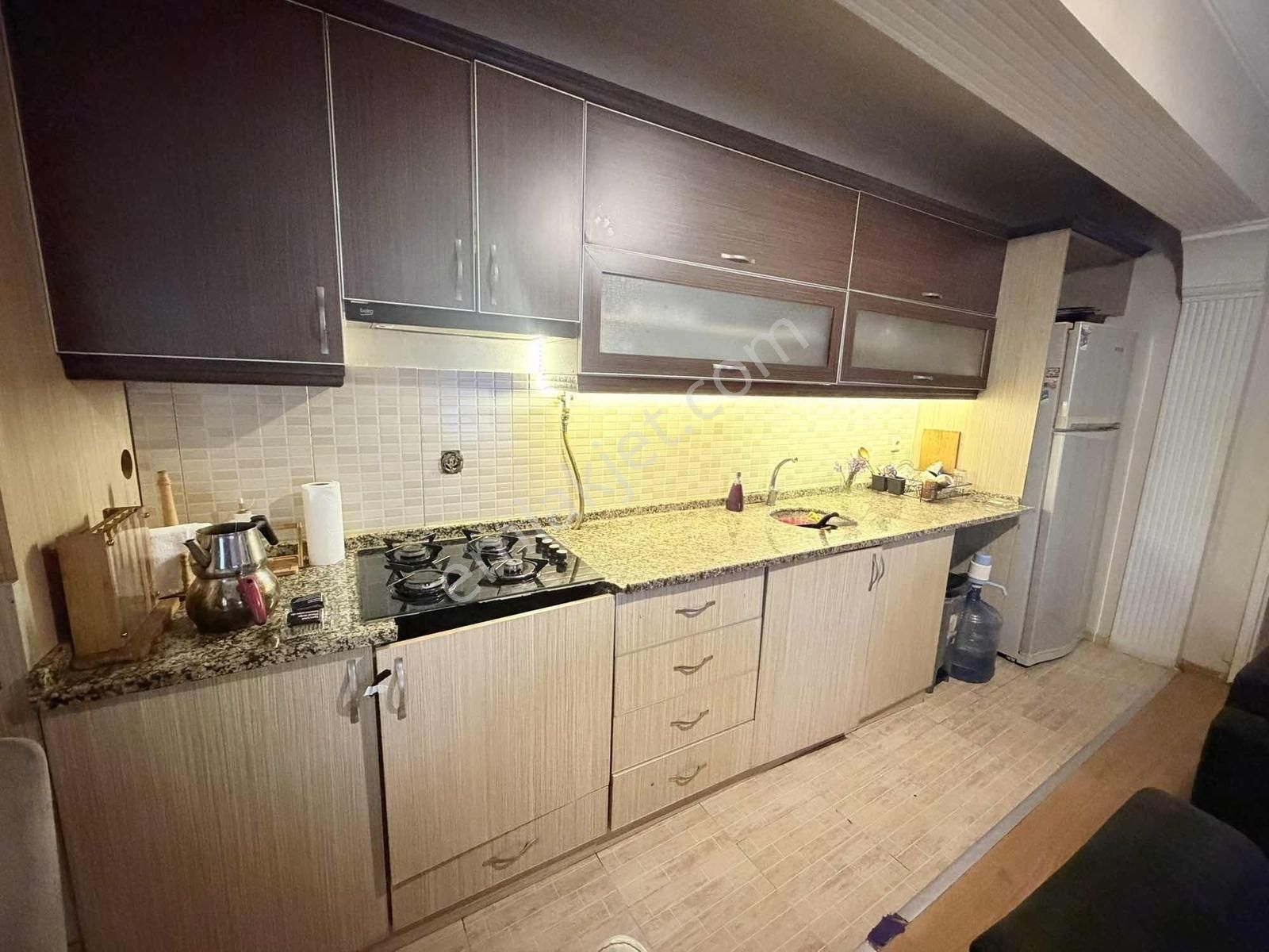 Üçyol Metro Yakını 3+1 140 M2 15 Yıllık *eşyalı* Kiralık Daire - Görsel 3