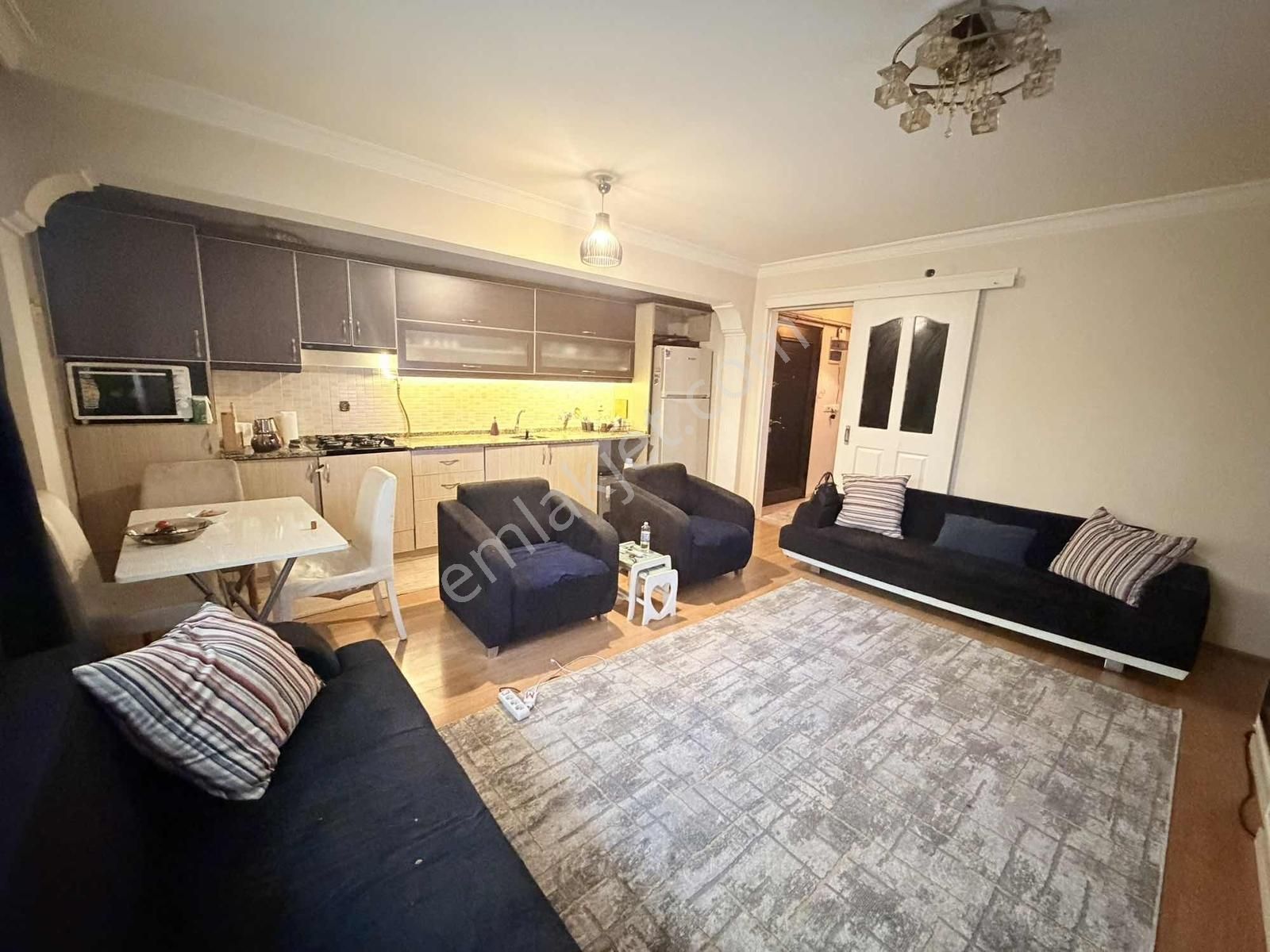 Üçyol Metro Yakını 3+1 140 M2 15 Yıllık *eşyalı* Kiralık Daire - Görsel 6