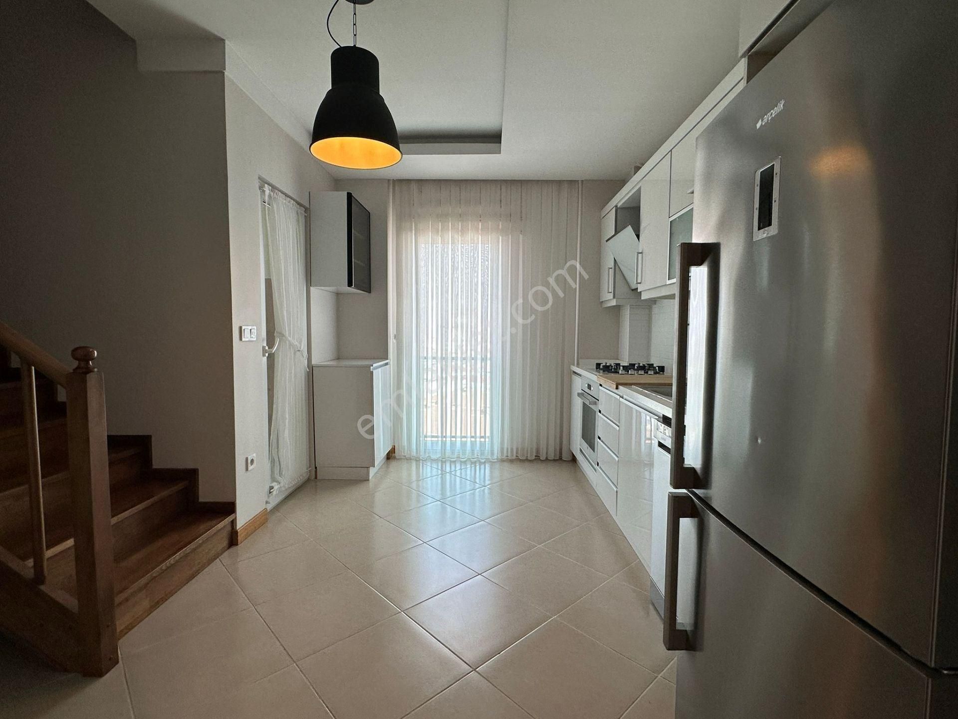 Güneşli'de Eşyalı 3+1 Dubleks Daire, Panoramik Manzaralı! - Görsel 11