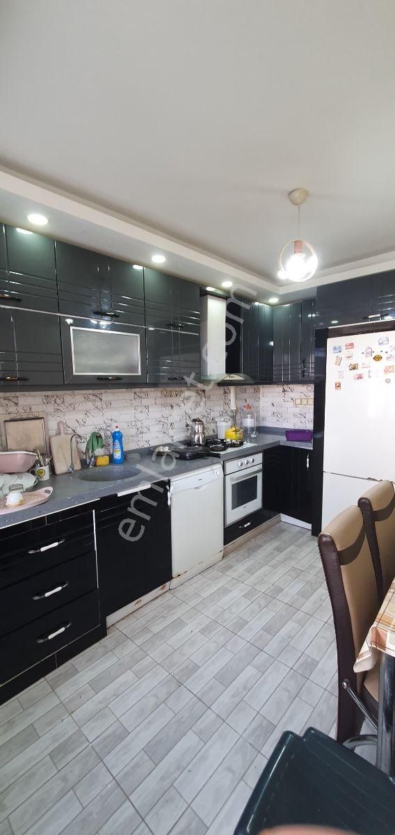 Kuşadası Merkezi Konumlu'kapalı Mutfak.3+1,fırsat Daire.dogalgaz - Görsel 26