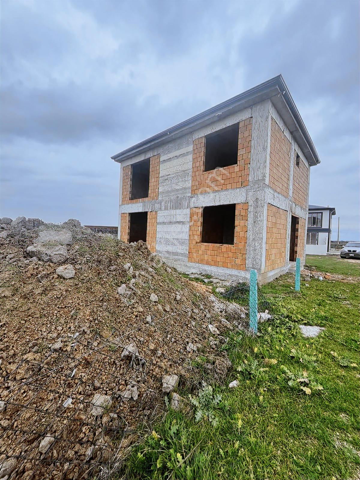 Kapaklı Karlı Mahallesi 4+1 Villamız - Görsel 20