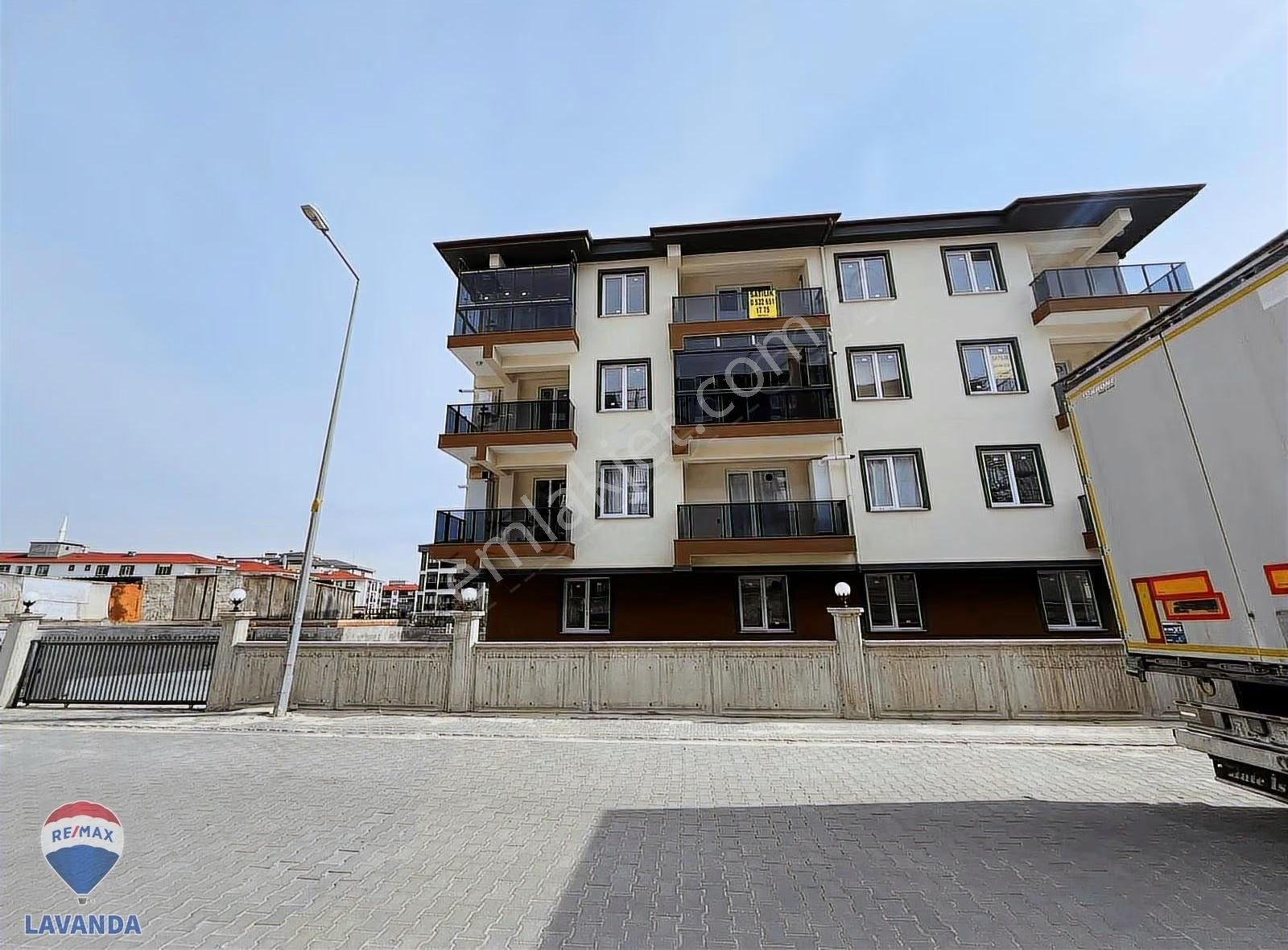 Re/max Lavanda Güvencesiyle: Şeyhsinan'da Sıfır, Havuzlu Sitede - Görsel 17
