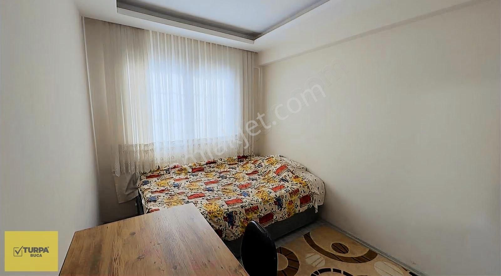 Turpa Buca'dan Kiralık 1+1 Eşyalı Klimalı Adatepe'de - Görsel 2