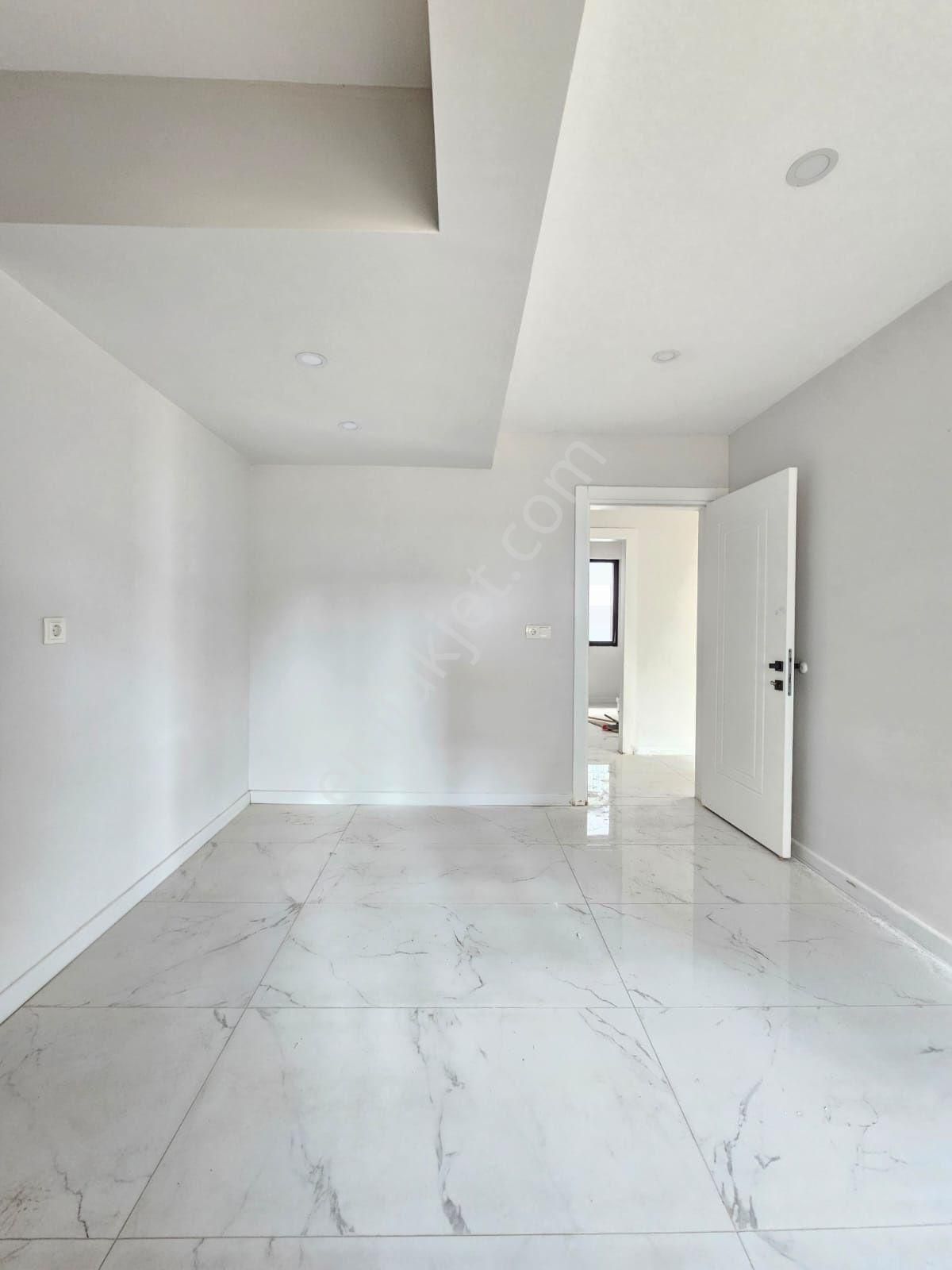 Denizli Şemikler De Naz Bayrağa Yakın Acil Satılık 3+1 Fırsat Bahçe Katı - Görsel 18