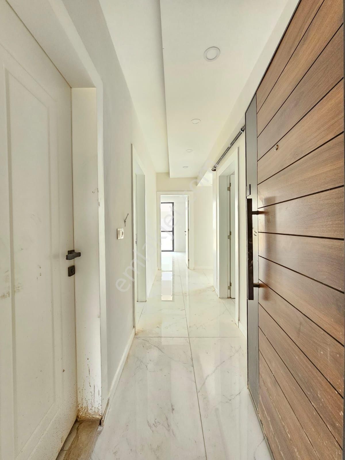 Denizli Şemikler De Naz Bayrağa Yakın Acil Satılık 3+1 Fırsat Bahçe Katı - Görsel 16