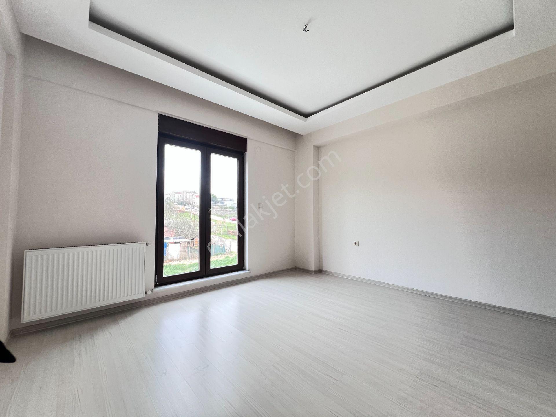 Nilüferköyde Müstakil Havuzlu Bahçe İçinde 7+1 Villa - Görsel 17
