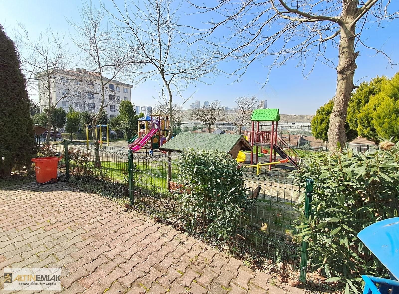 Başakşehir Konakları Bahçeli Üç Katlı 4+2 Satılık Villa - Görsel 32