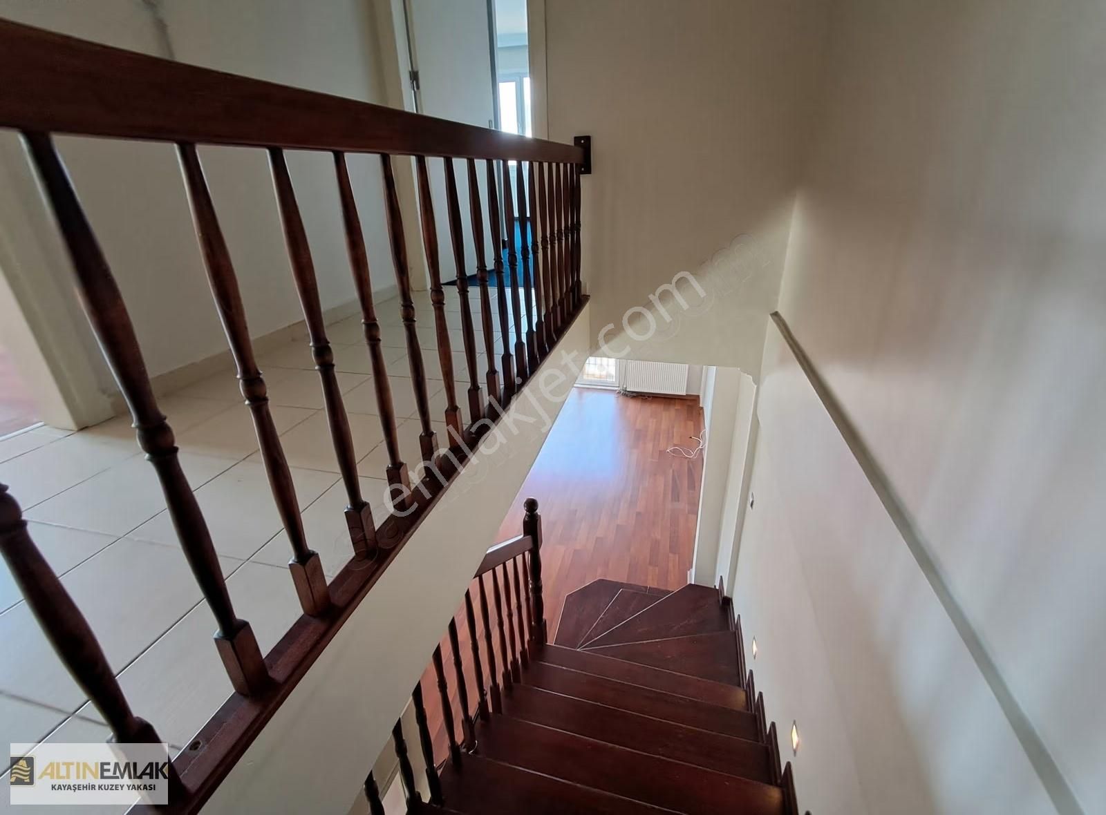 Başakşehir Konakları Bahçeli Üç Katlı 4+2 Satılık Villa - Görsel 15