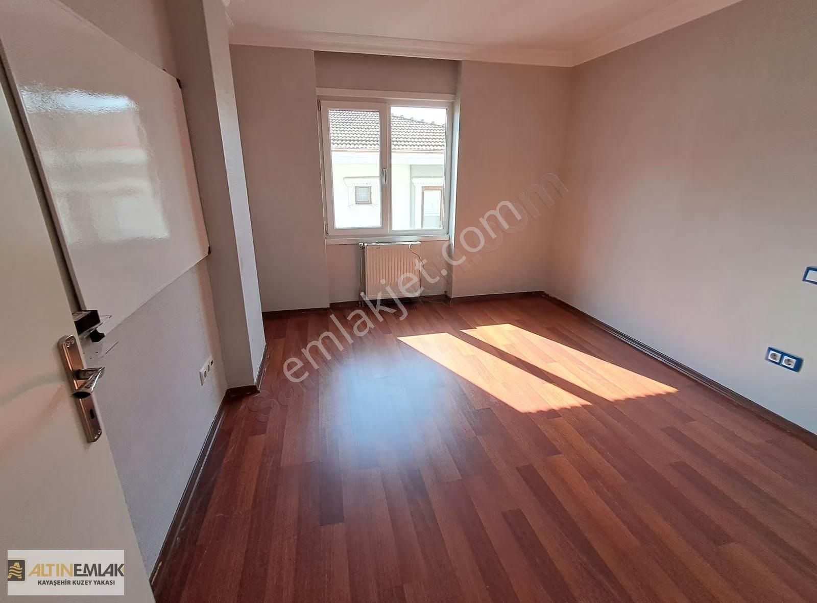 Başakşehir Konakları Bahçeli Üç Katlı 4+2 Satılık Villa - Görsel 3