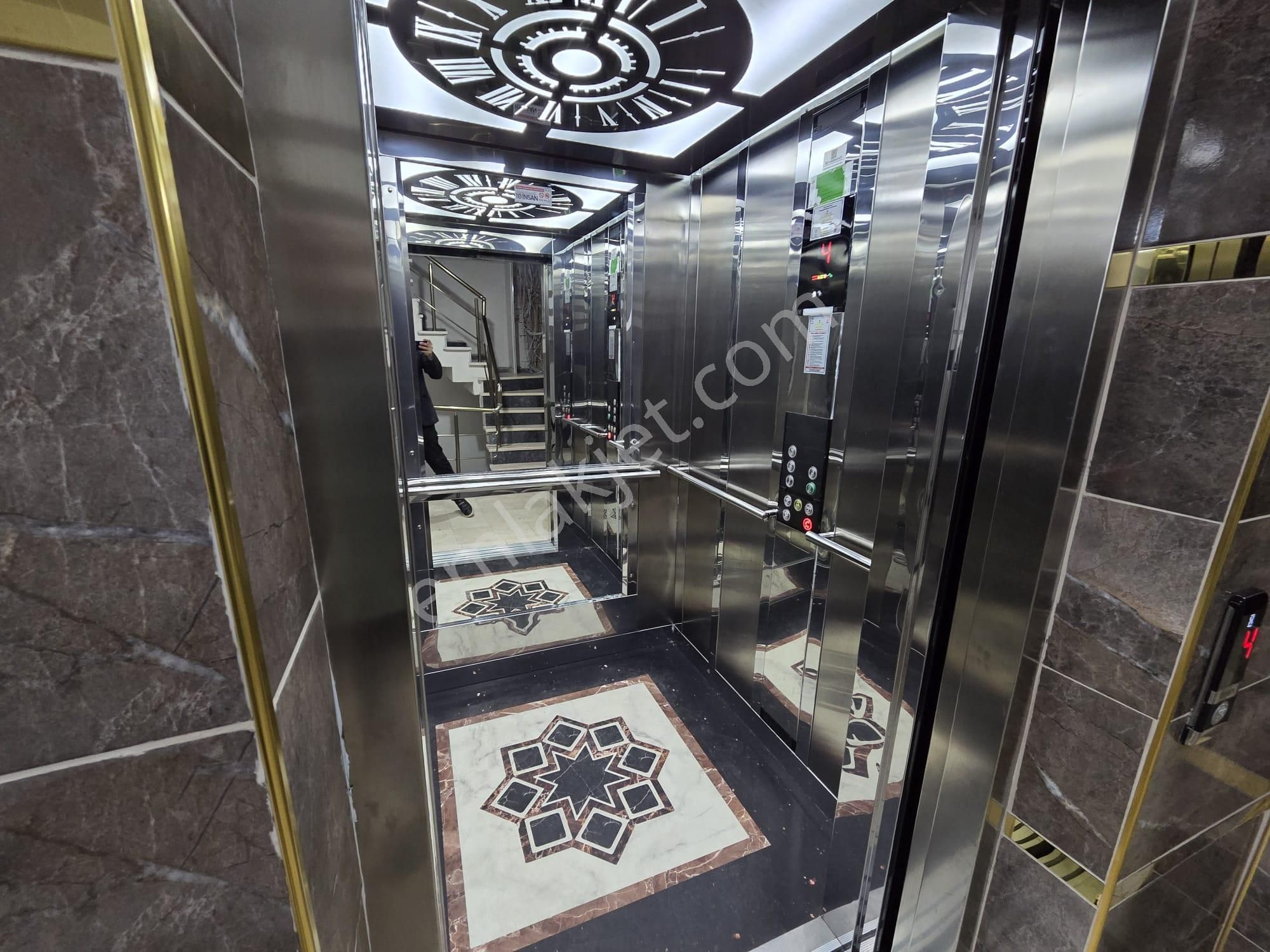 Tekirdağ Barbaros'ta Panoramik Deniz Manzaralı Lüks 4+1 Dublex ! - Görsel 24