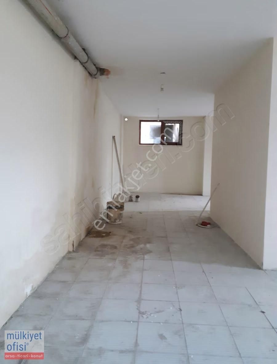 Samandıra'da Km Tapulu Özel Projelere Komşu 180m2 Fırsat Dükkan! - Görsel 16