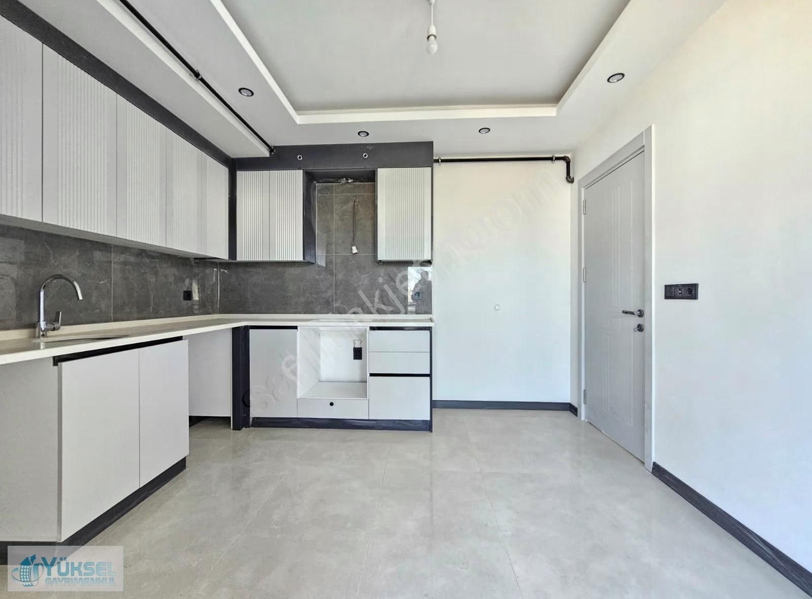 Yüksel'den Hükümet Konağına Yakın Lüks Satılık Fırsat Daireler - Görsel 12