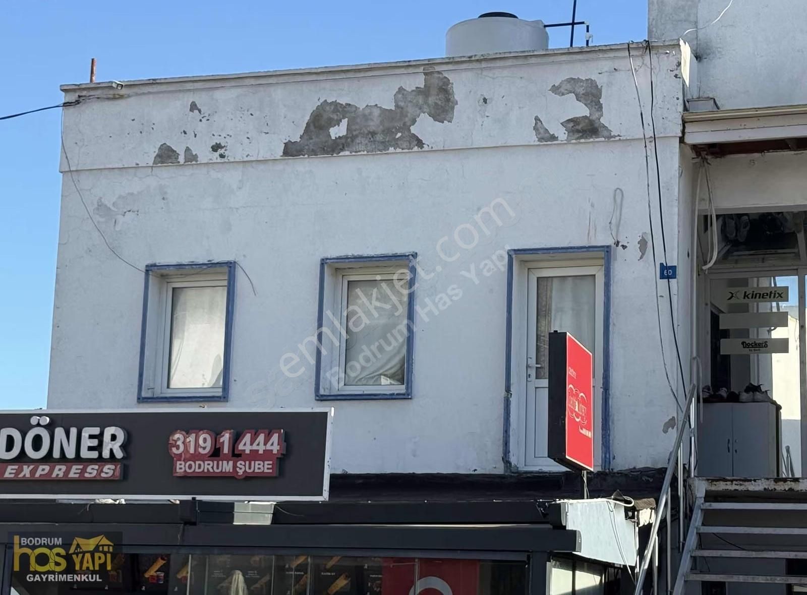 Bodrum Eskiçeşme'de Cadde Üzeri Satılık 2+1 Daire (90m²) - Görsel 16