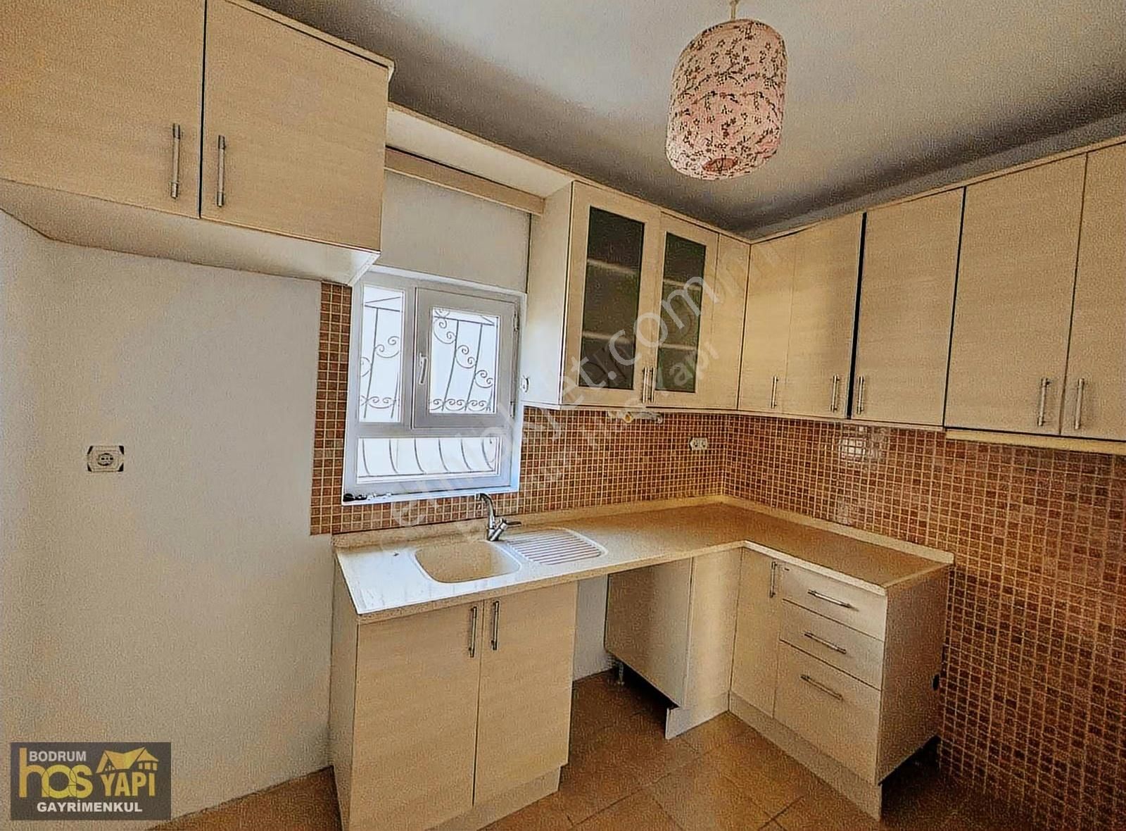 Bodrum Merkezde Kiralık Üst Kat 2+1 Daire