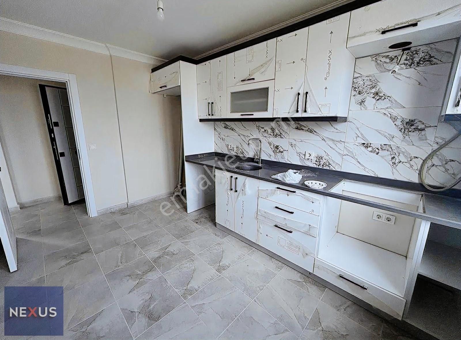 Sultanbeyli Orhangazi Mahallesin'de Kiralık 2+1 Daire - Görsel 6