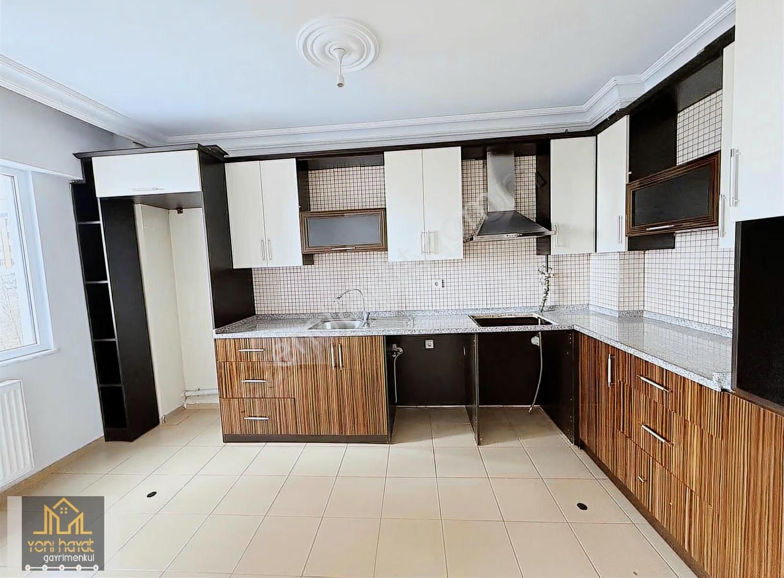 Canikte Deniz Manzaralı Site İçi 3+1 Acill Satılık Daire - Görsel 12