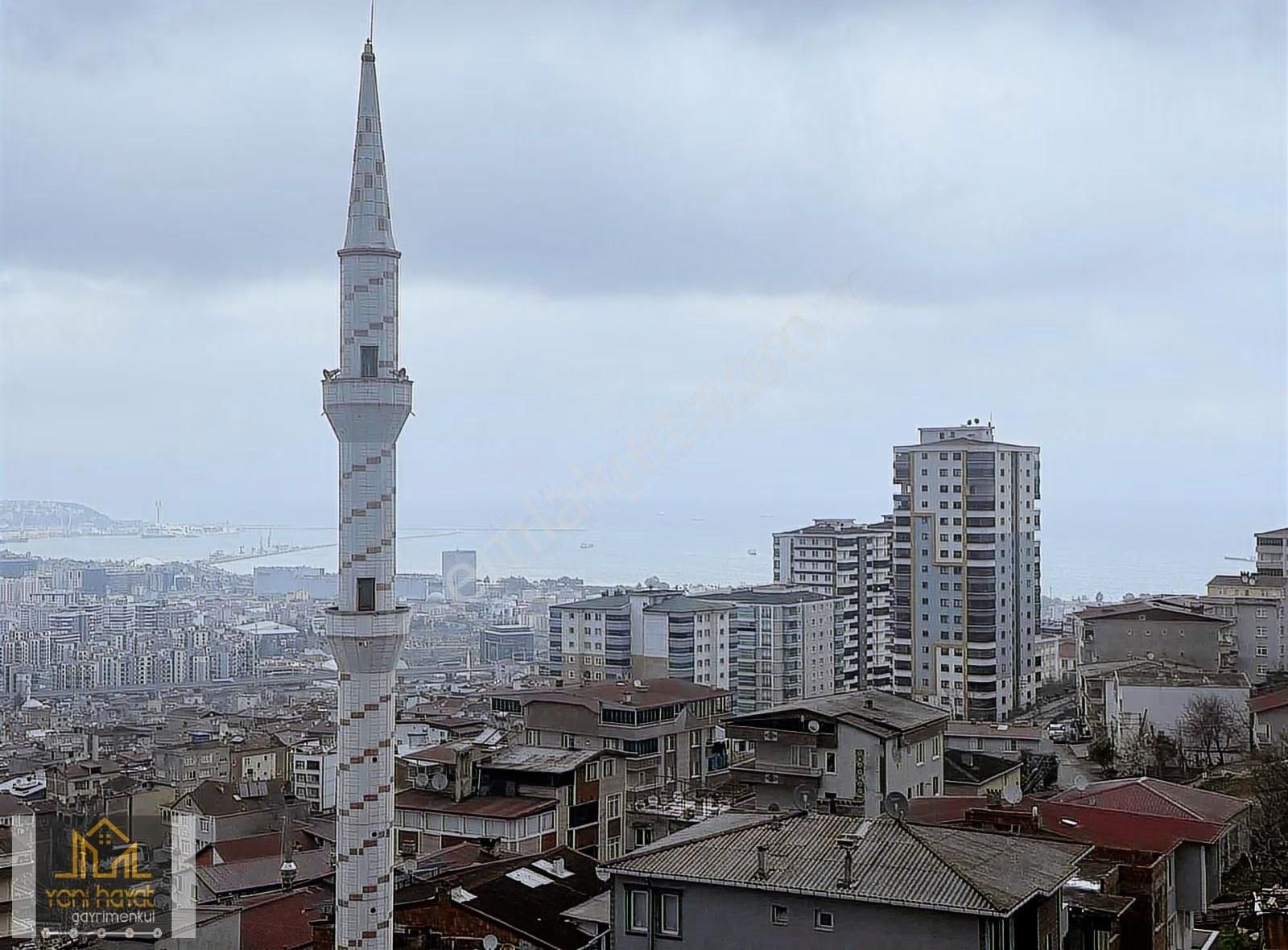 Canikte Deniz Manzaralı Site İçi 3+1 Acill Satılık Daire