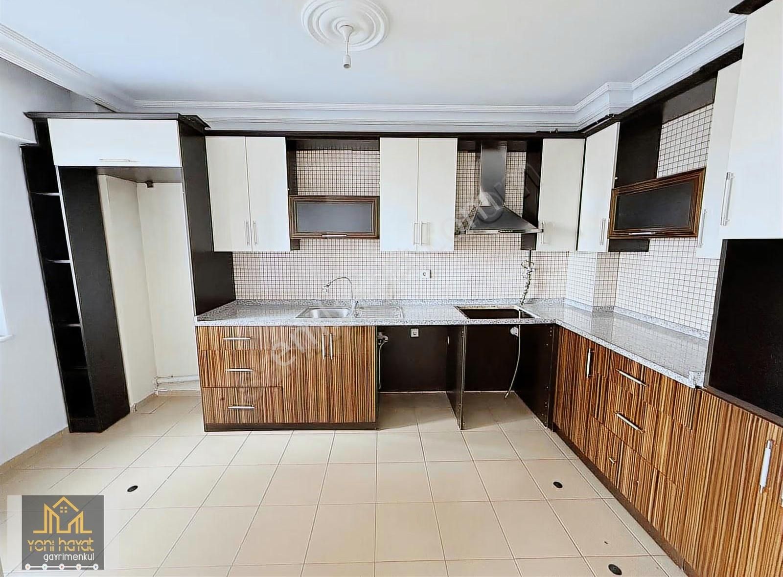 Canikte Deniz Manzaralı Site İçi 3+1 Acill Satılık Daire - Görsel 19