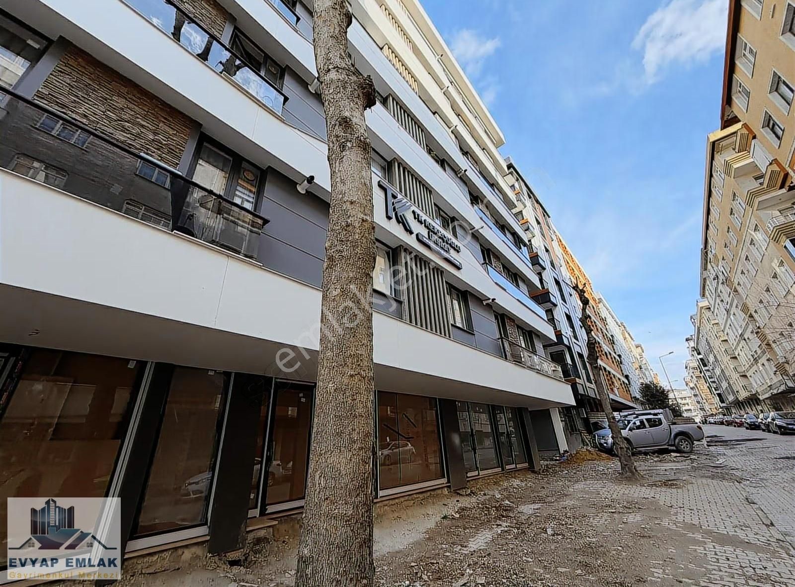Ev-yaptan Bahçelievler Ulubatlı Hasan Caddesi Mevki Sıfır Depolu - Görsel 5