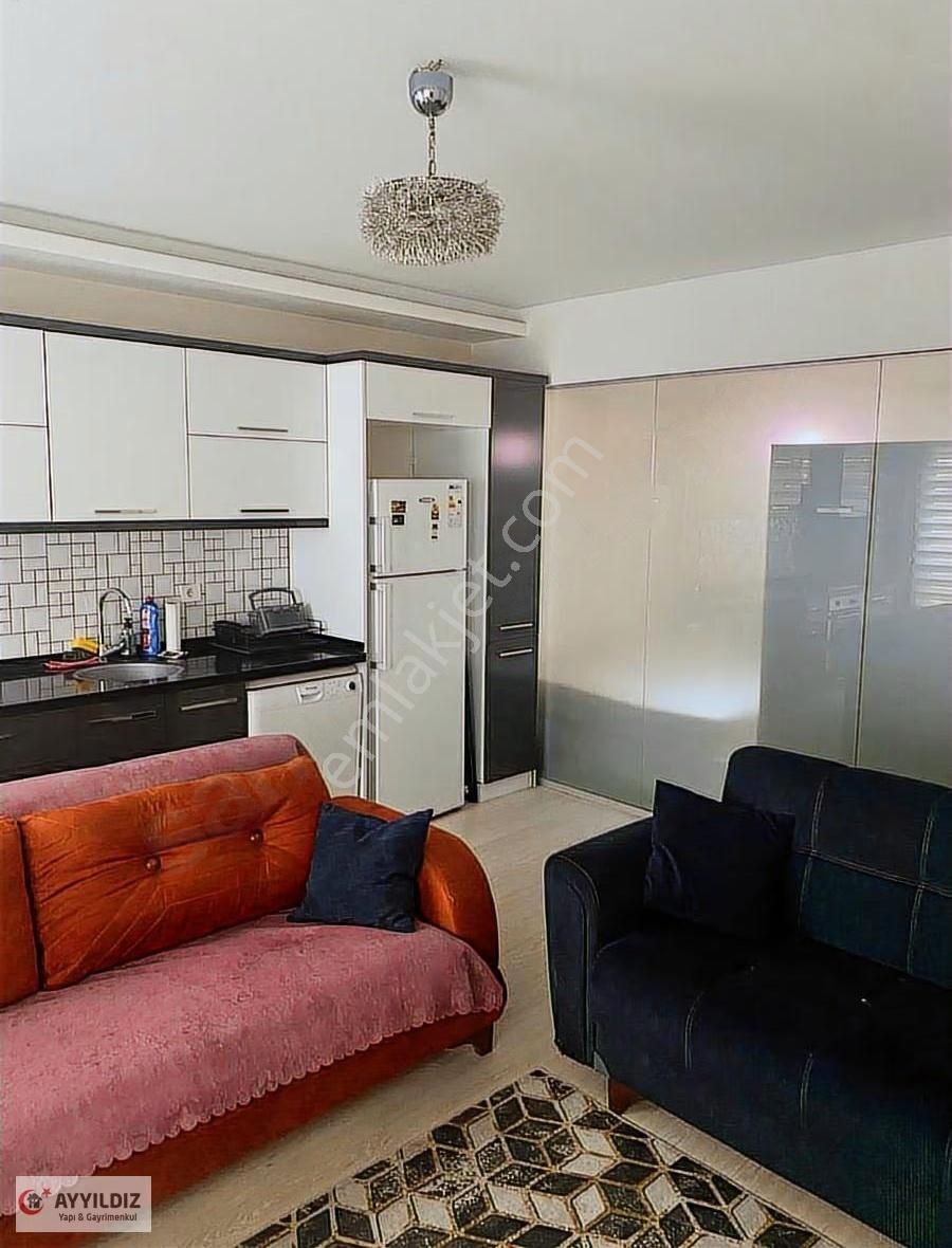 Bornova Da 1+1 Eşyalı Satılık Daire