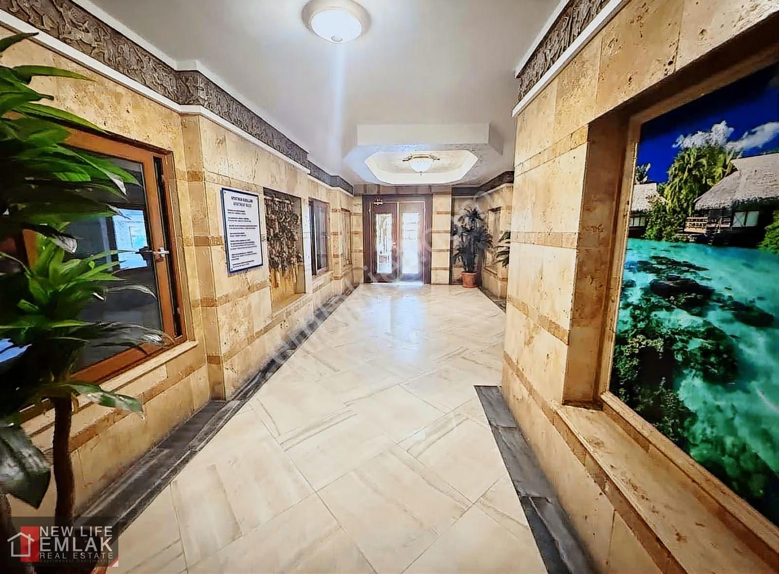 Kuşadası Trend Royalde Devamlı Kiralık 3+1 Daire