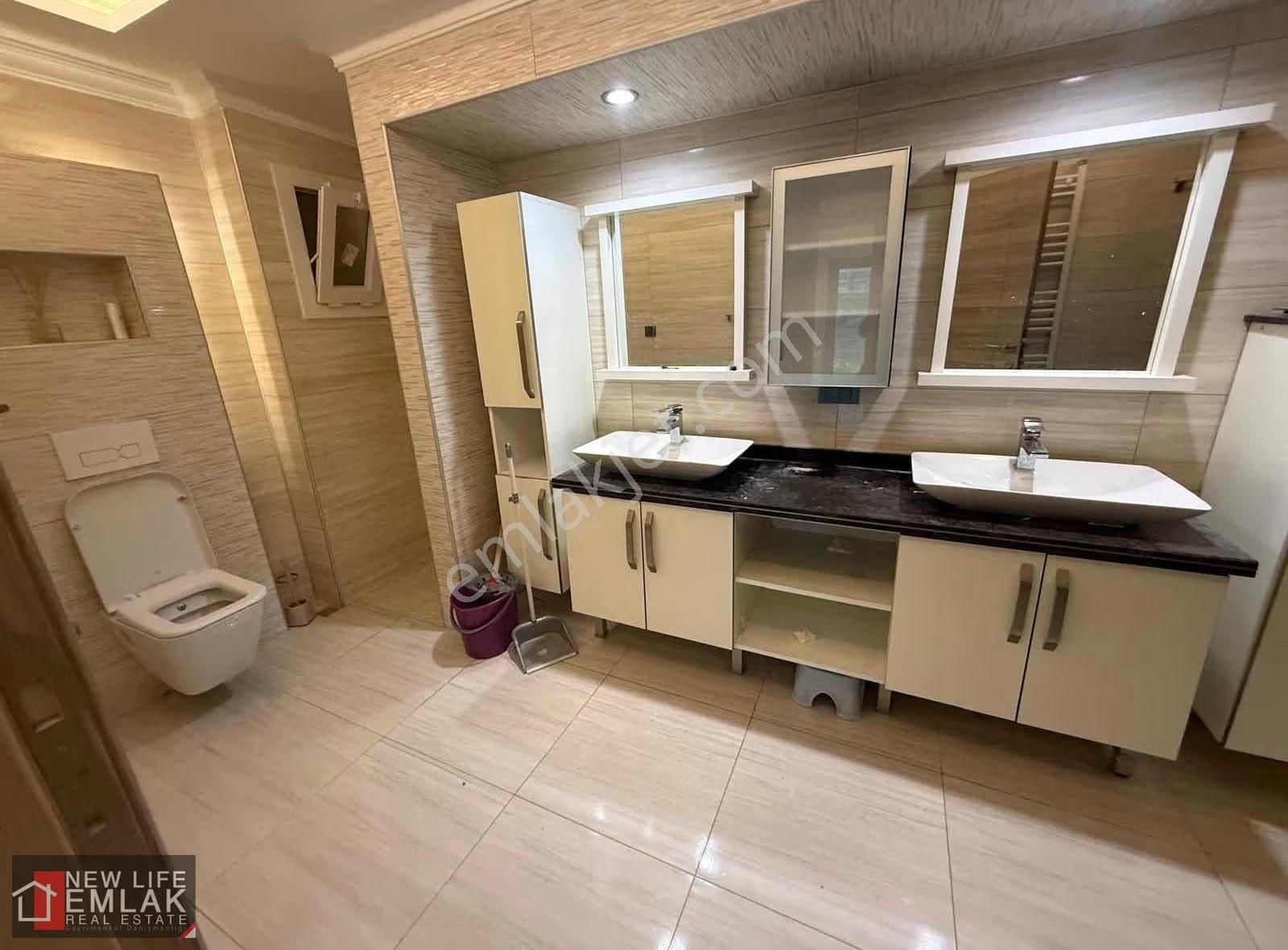 Kuşadası Trend Royalde Devamlı Kiralık 3+1 Daire - Görsel 15