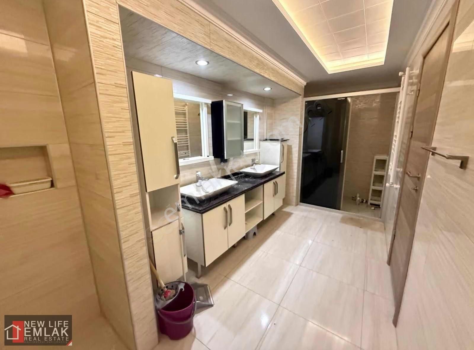 Kuşadası Trend Royalde Devamlı Kiralık 3+1 Daire - Görsel 6