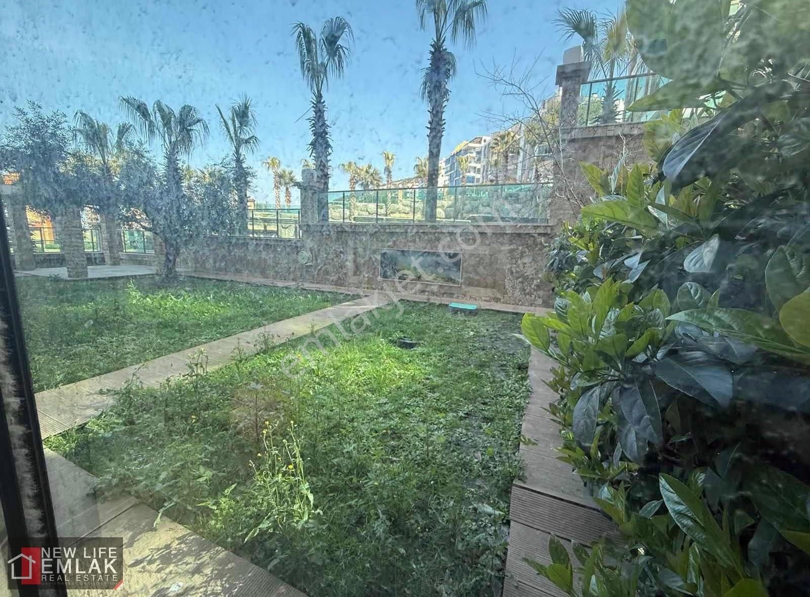 Kuşadası Trend Royalde Devamlı Kiralık 3+1 Daire - Görsel 21