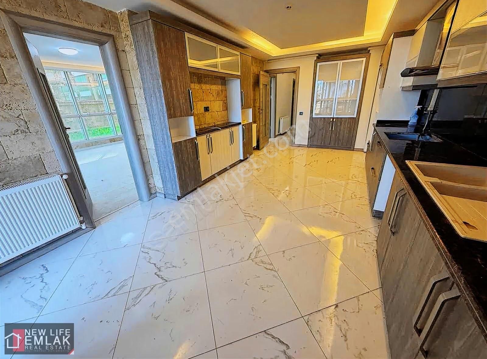 Kuşadası Trend Royalde Devamlı Kiralık 3+1 Daire - Görsel 18