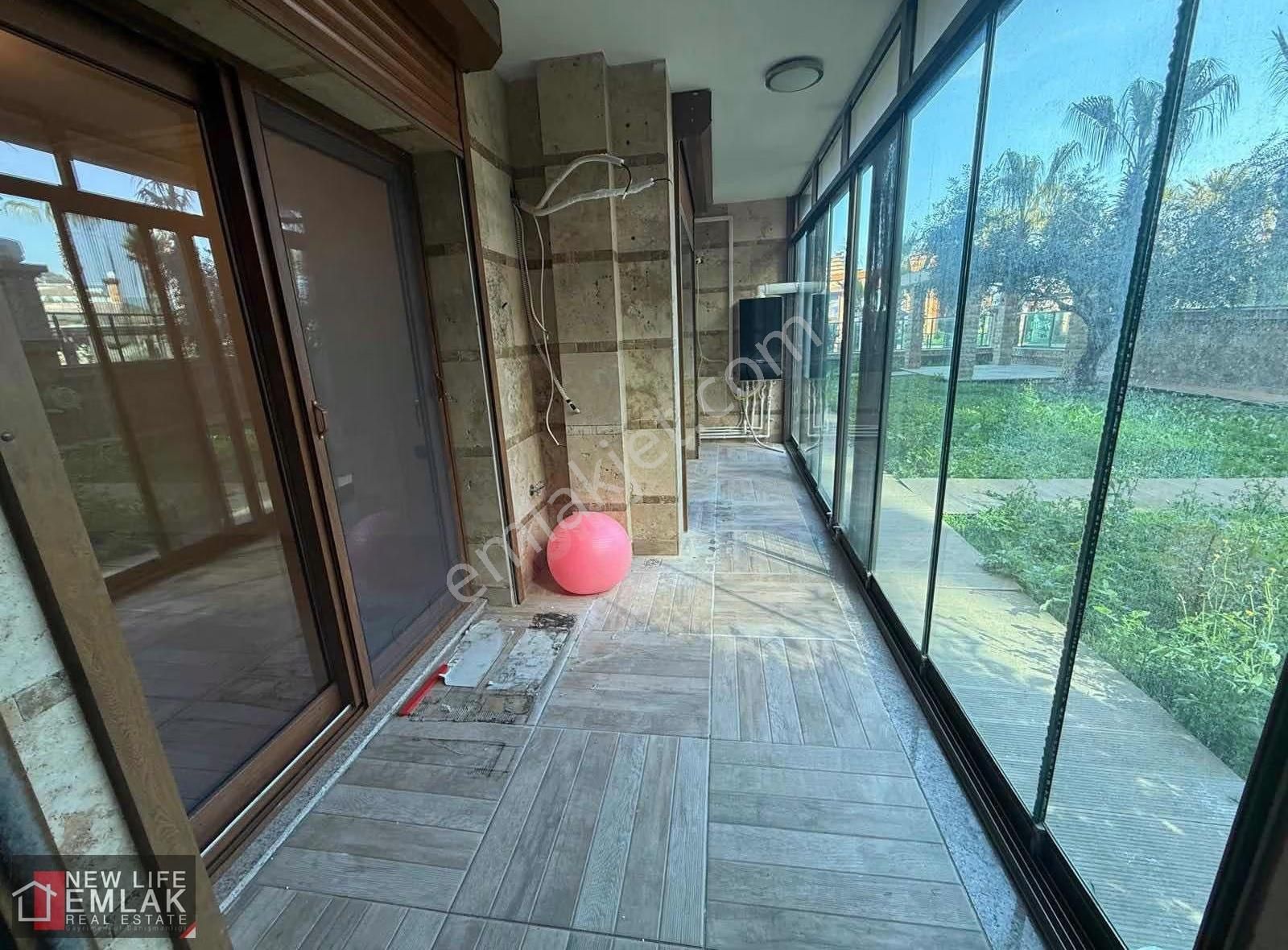 Kuşadası Trend Royalde Devamlı Kiralık 3+1 Daire - Görsel 35