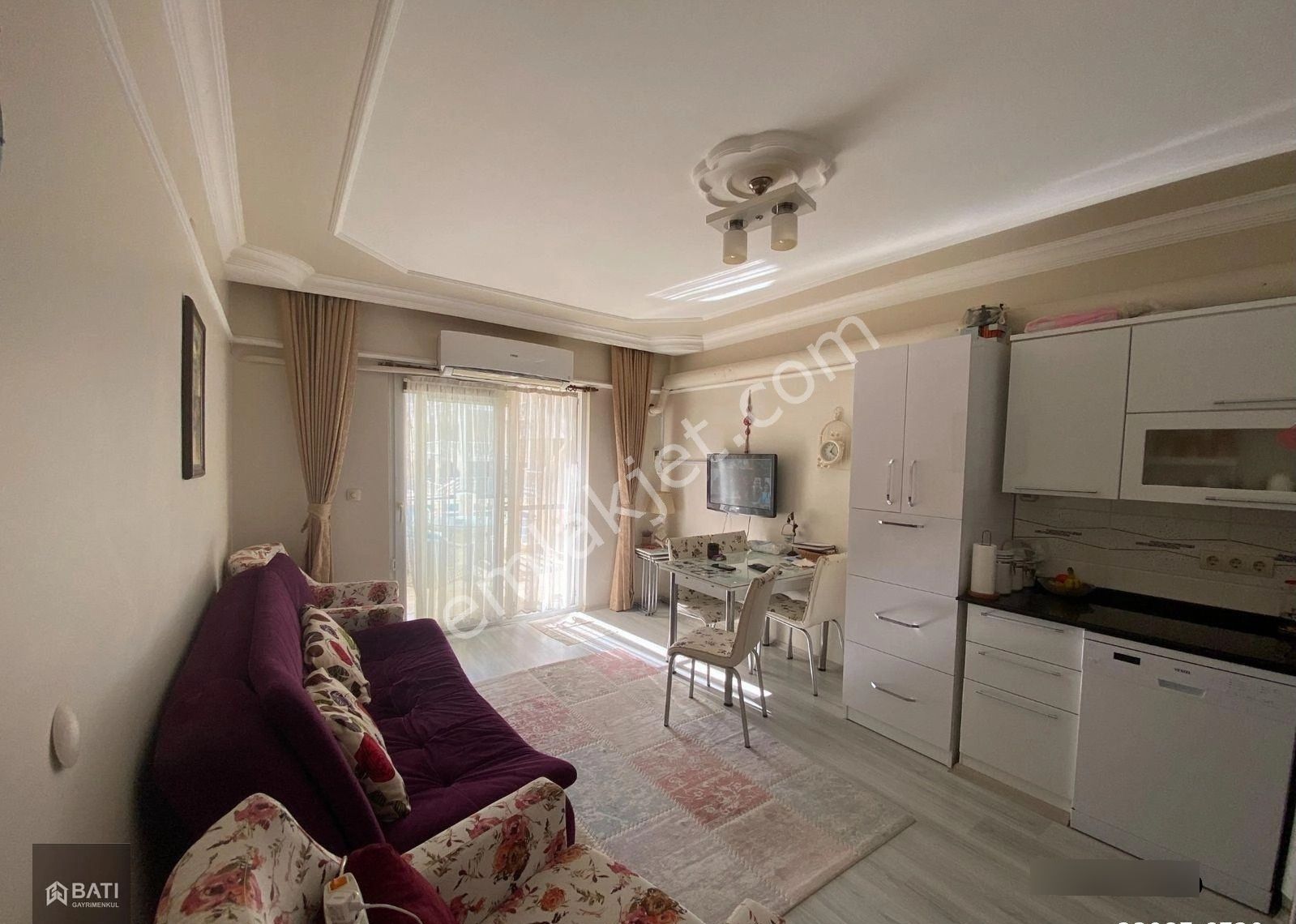 Havuzlu Site İçinde Satılık 1+1 Eşyalı Daire - Görsel 22