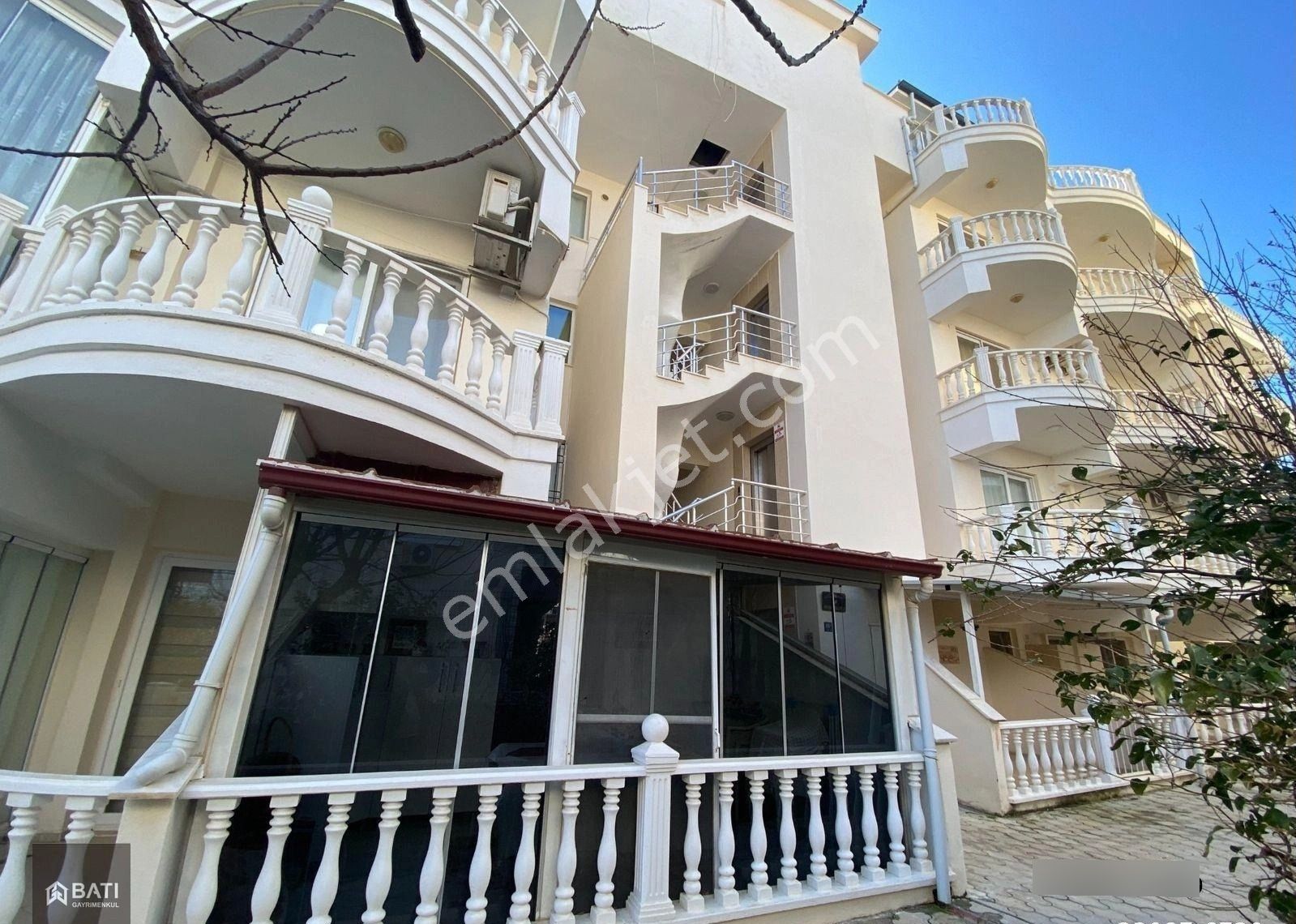 Havuzlu Site İçinde Satılık 1+1 Eşyalı Daire - Görsel 14