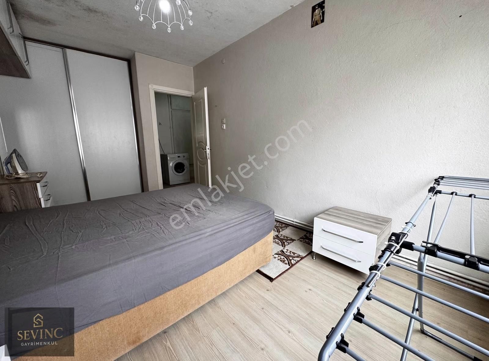 Sevinç'ten Şehrin Merkezinde Geniş Ferah Eşyalı Satılık2+1 Daire - Görsel 6