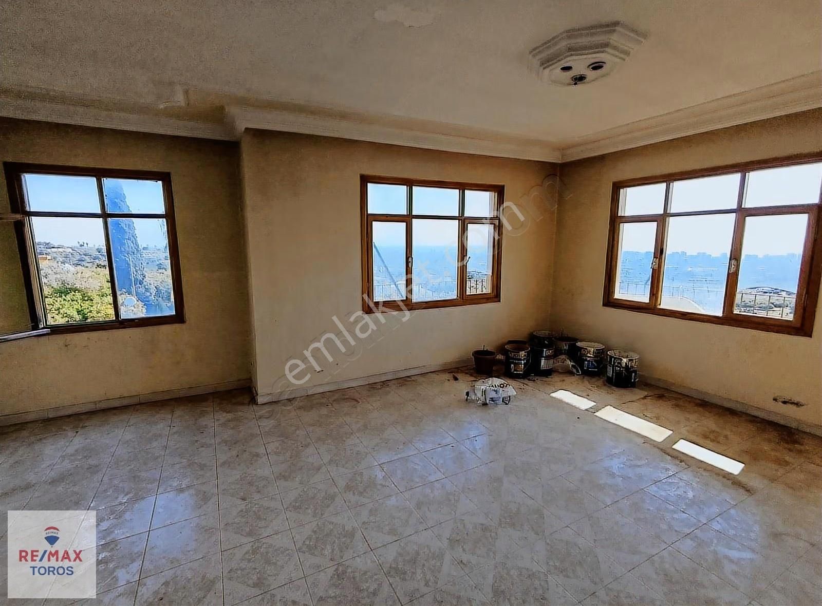 Remax Toros'tan Mezitli'de Şehir Ve Deniz Manzaralı 2 Tarla - Görsel 17