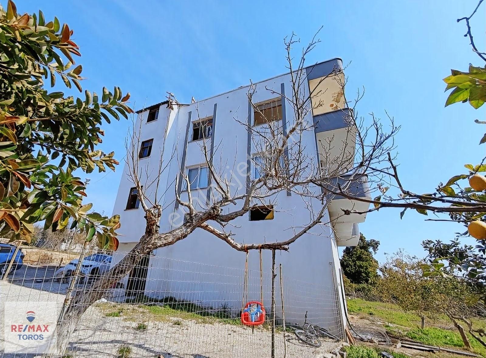 Remax Toros'tan Mezitli'de Şehir Ve Deniz Manzaralı 2 Tarla - Görsel 13