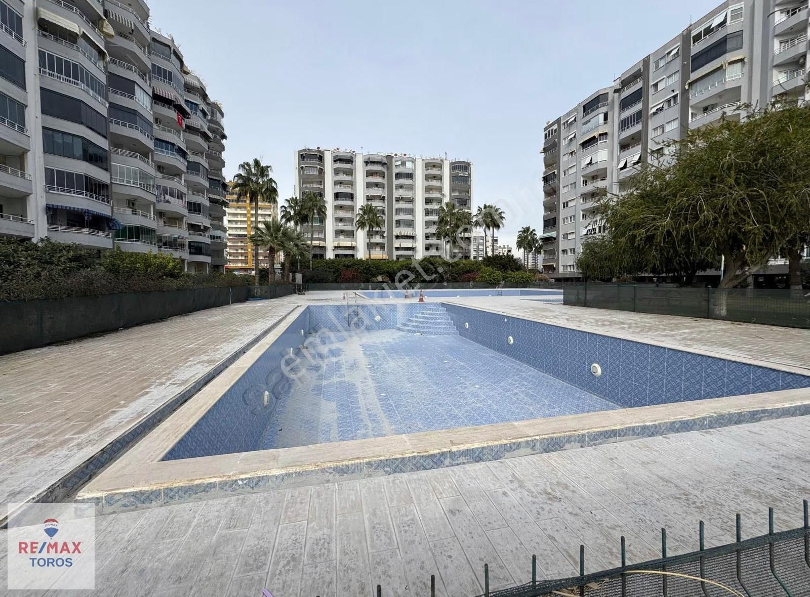 Remax Toros'tan Davultepe'de Luna Sitesi'nde Eşyalı Kiralık 2+1 - Görsel 9