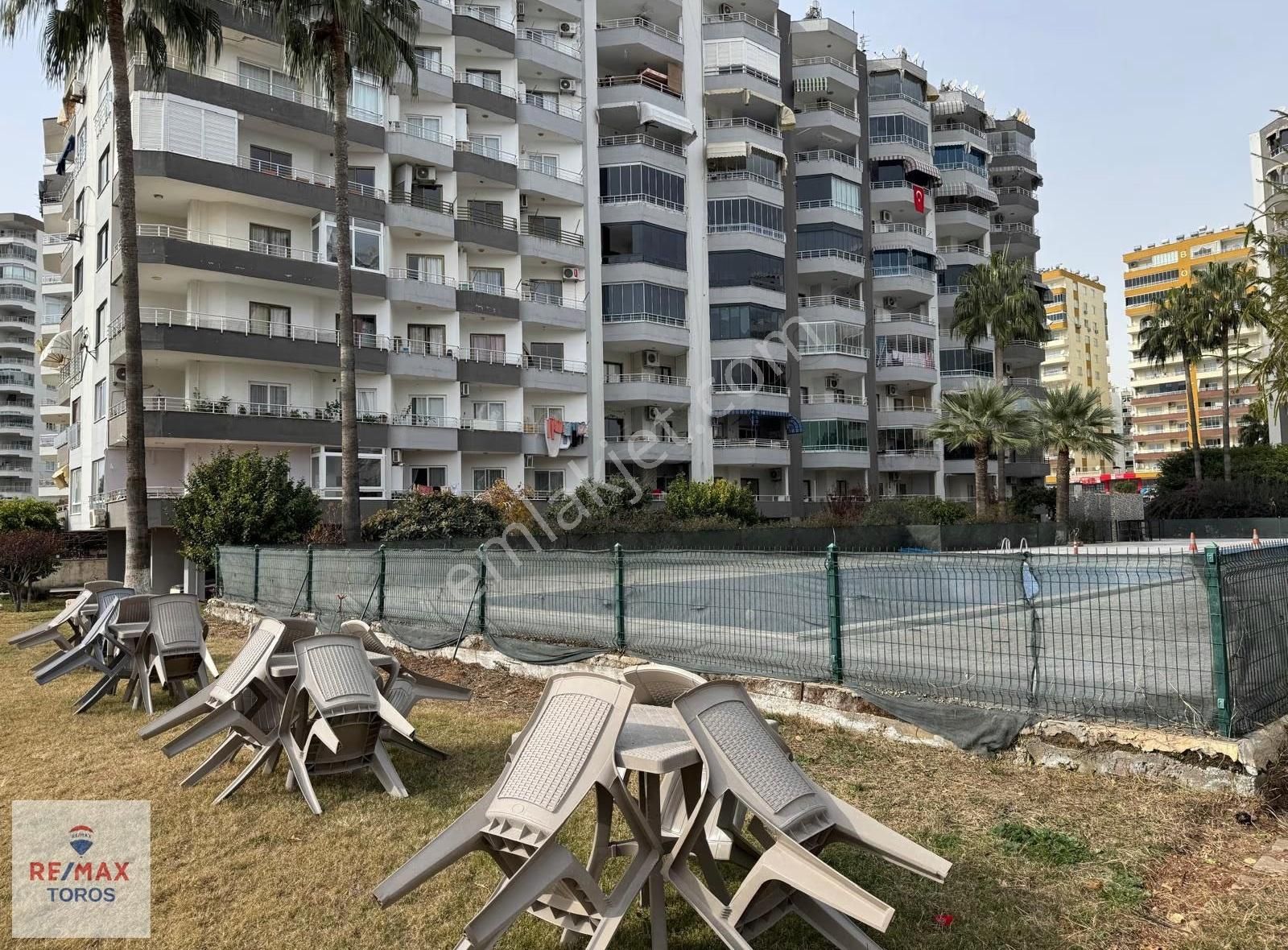 Remax Toros'tan Davultepe'de Luna Sitesi'nde Eşyalı Kiralık 2+1 - Görsel 2